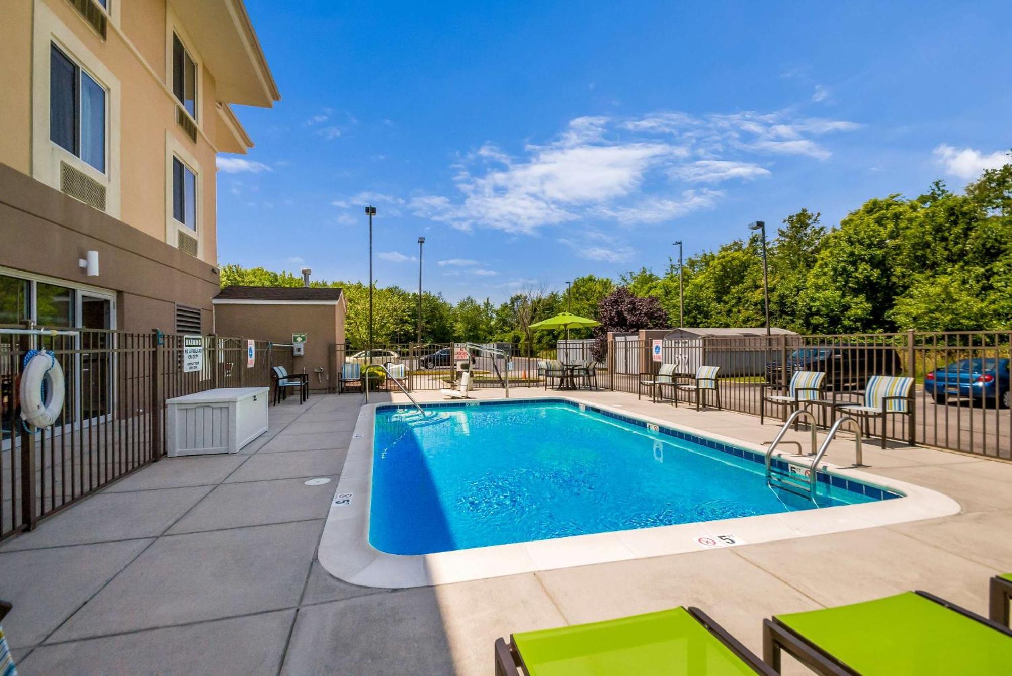 דובר Sleep Inn & Suites מראה חיצוני תמונה