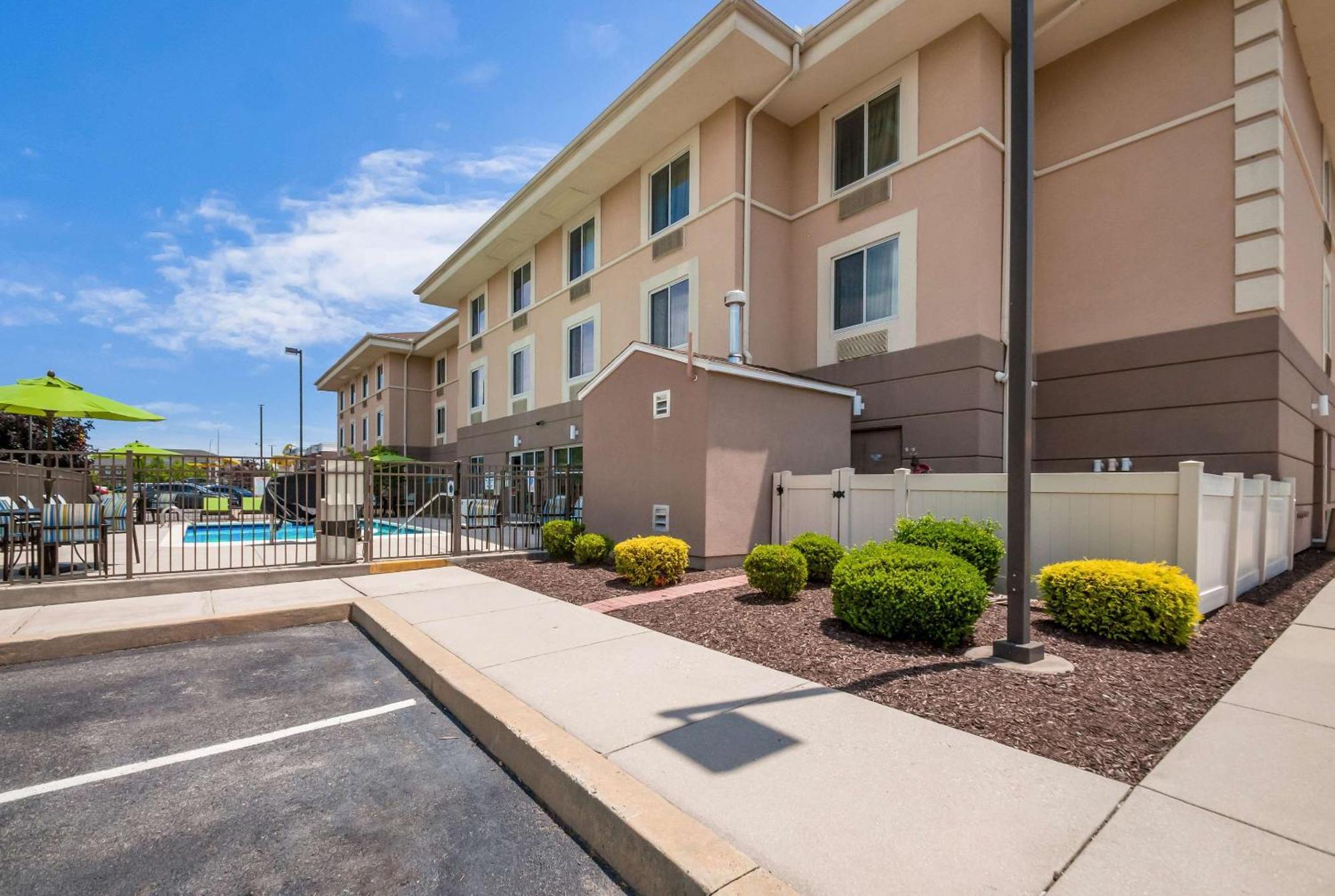 דובר Sleep Inn & Suites מראה חיצוני תמונה